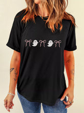 HALLOWEEN Women's Ghost & Bow Graphic Short Sleeve T-Shirt