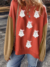 HALLOWEEN Women's Glitter Ghost Patched Sweatshirt