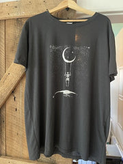 HALLOWEEN Women's Rosemia 'A-Starry Night' Oversized, Loose Fit, Crew Neck Graphic Tee - S