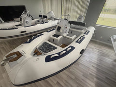 East Marine Boats Elite 390
