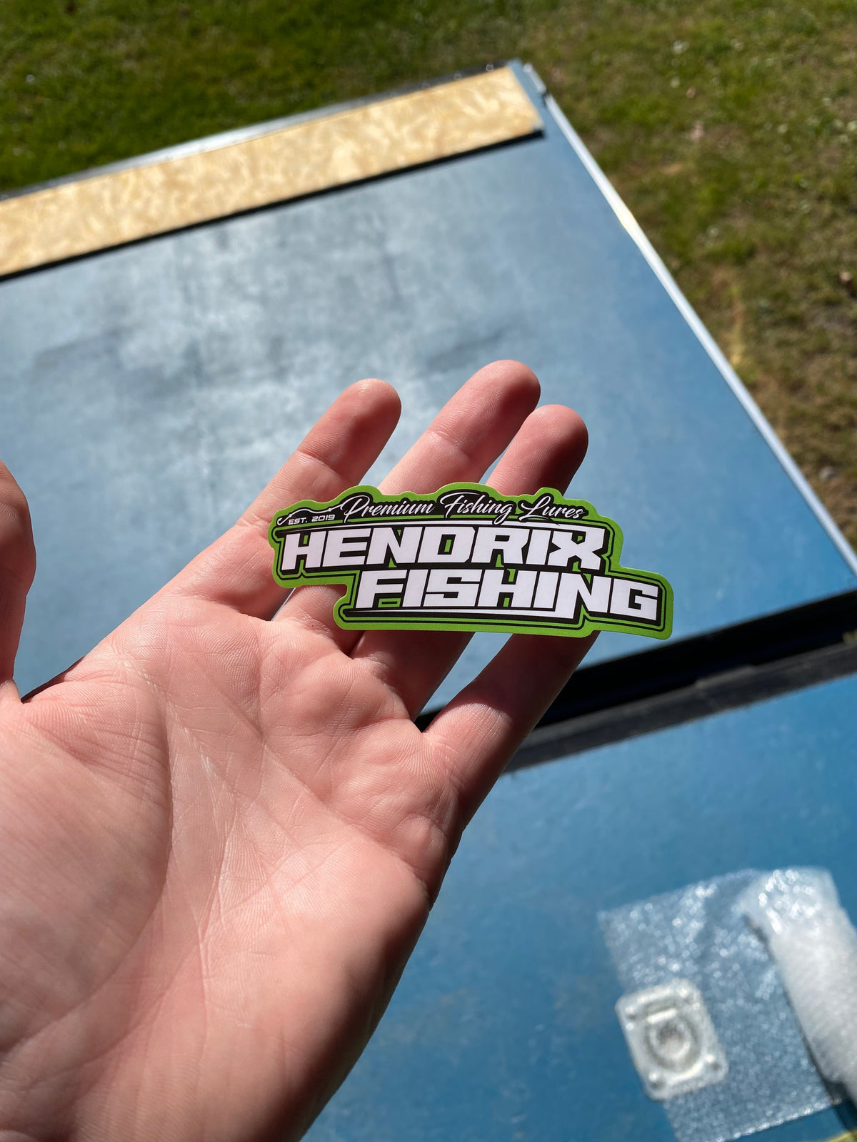Hendrix Fishing 4" Decal