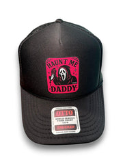 HALLOWEEN Women's 'Haunt Me Daddy' Trucker Hat