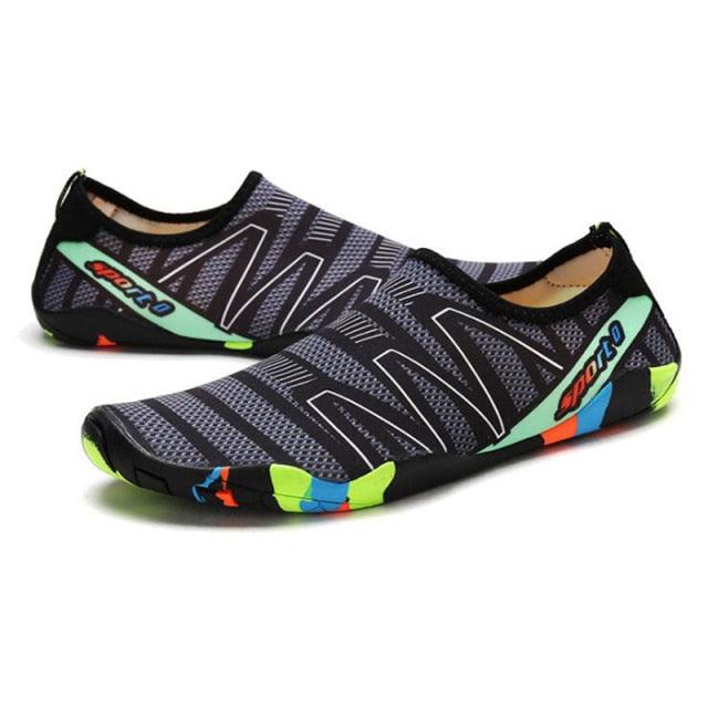 Youth/Adult Unisex Water Shoes (Youth Size 7, Women's 8-16, Men's 6-13)